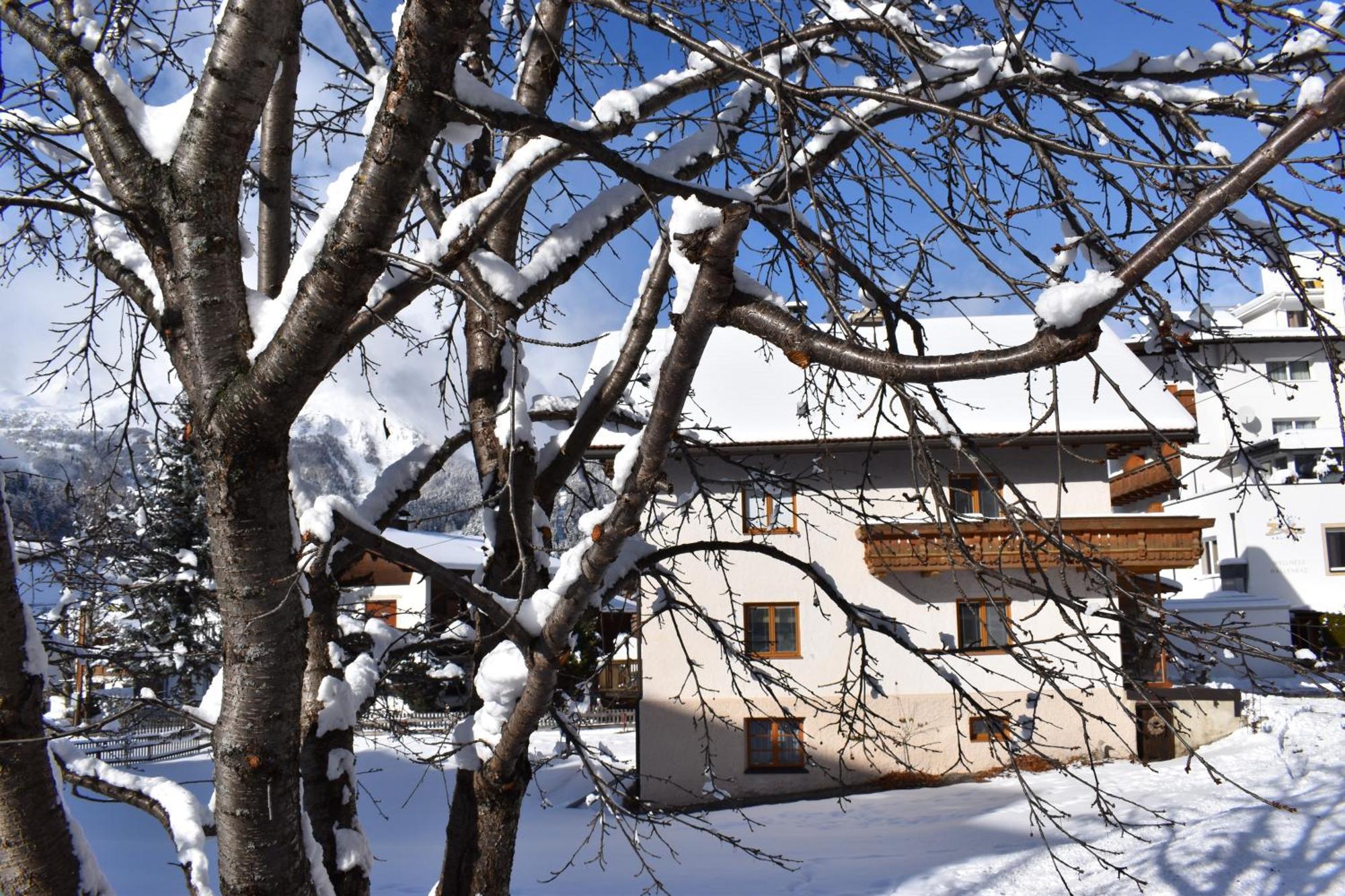 Bed and Breakfast Hirschstube Nauders Exterior foto